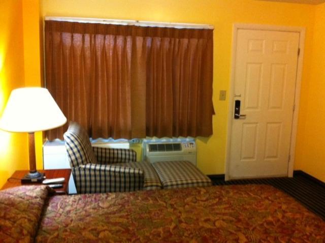 Ashford Motel Room photo